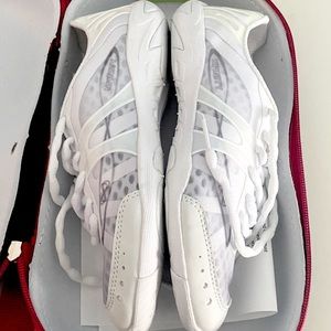 Nfinity Cheer Shoes